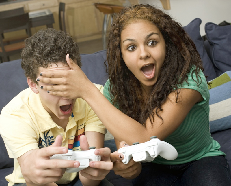 Illustration for article titled Fake Gamers of the Week: People Saving Their Friends From The Most Sickening Scene In Video Games